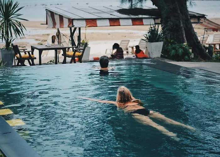 Haustierfreundliches Samui Honey Cottages Beach Resort - Sha Extra Plus Choeng Mon