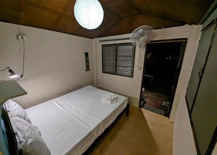Moonhut Bungalows Mae Nam