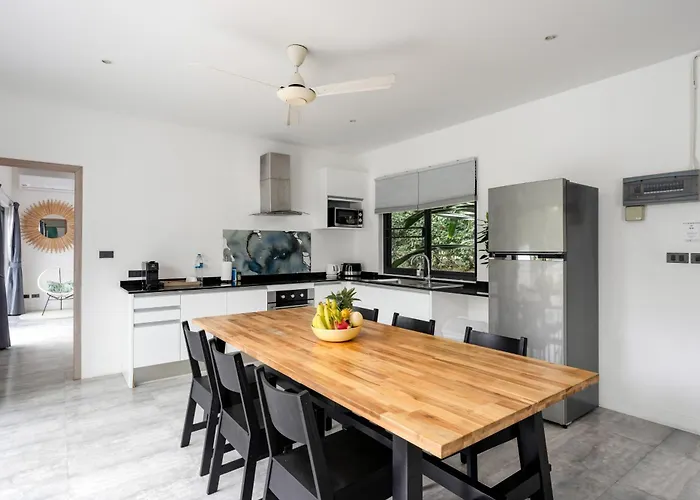 Villa Nirvana, 3 Bedrooms, Chaweng Noi mit Pool
